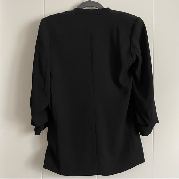NEW H&M Black blazer - Picture 4 of 5
